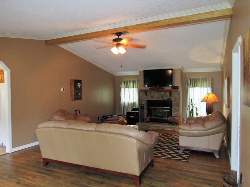 121 King St, Summerville, SC 29483