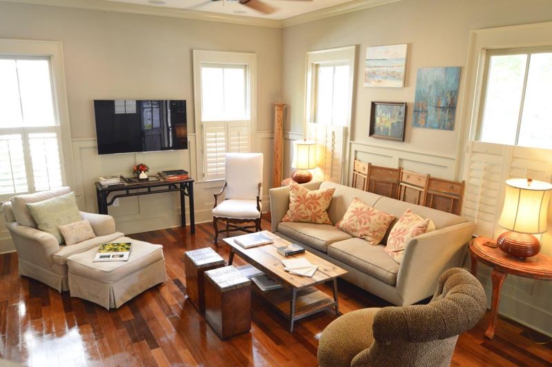 66 Alberta Ave, Charleston, SC 29403