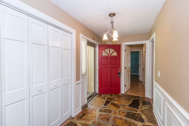 224 Bramblewood Dr, Summerville, SC 29485