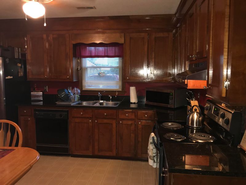 139 Rosedale Ave, Goose Creek, SC 29445