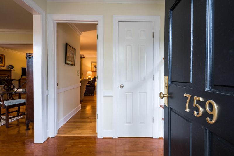 759 Bradburn Dr, Mount Pleasant, SC 29464