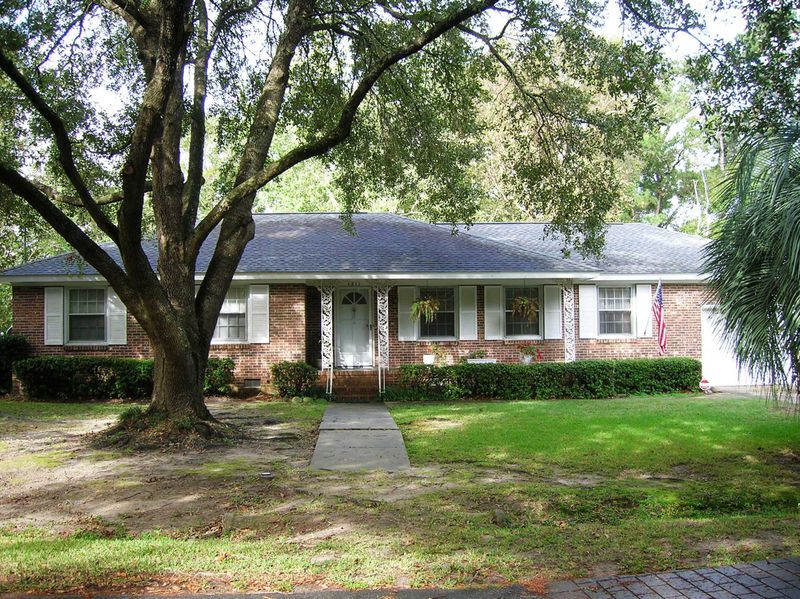 1211 Winston St, Charleston, SC 29407