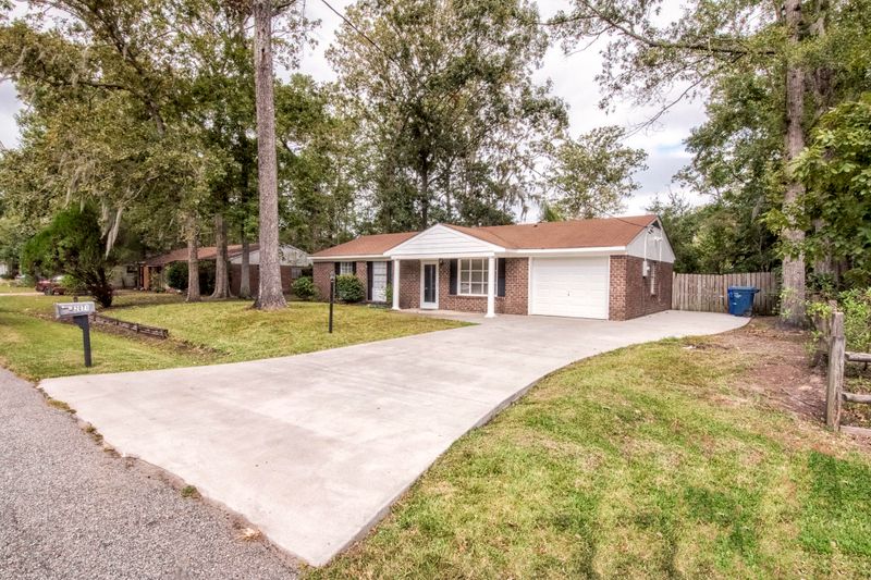 2071 Green Park Ave, Charleston, SC 29414