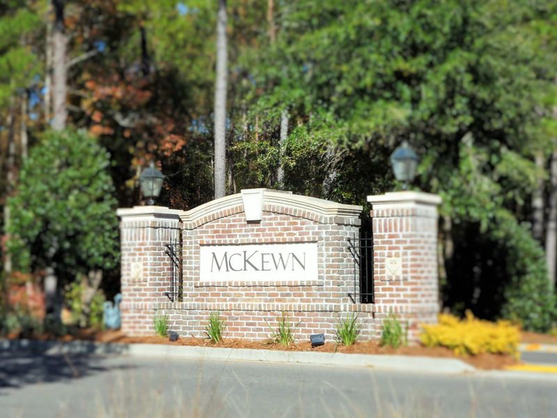 9662 Roseberry St, Ladson, SC 29456