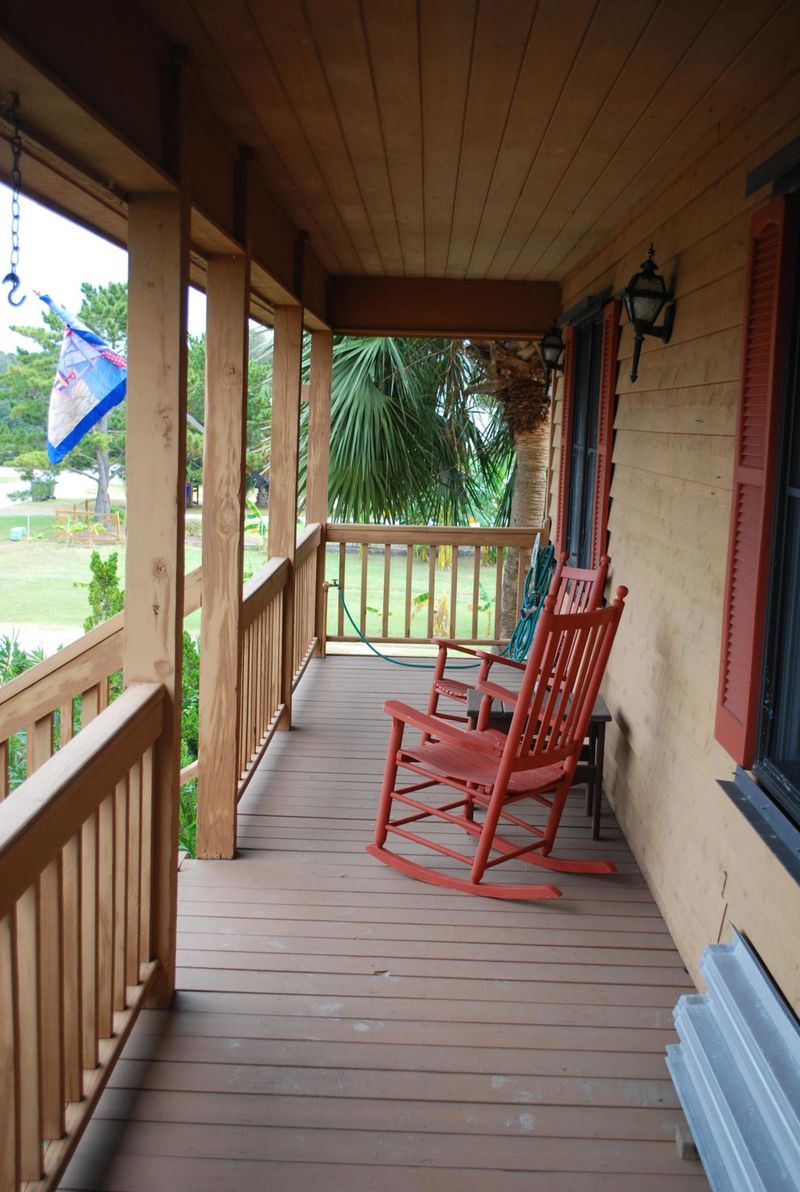 702 Carolina Blvd, Isle Of Palms, SC 29451