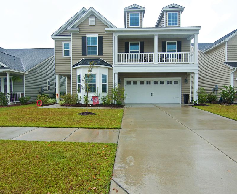 479 Whispering Breeze Ln, Summerville, SC 29486