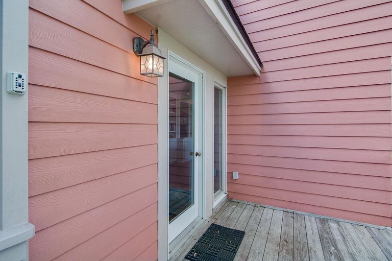 14 Marsh Island Ln, Isle Of Palms, SC 29451