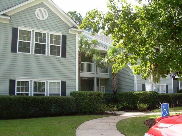 1102 Grove Park Dr, Charleston, SC 29414