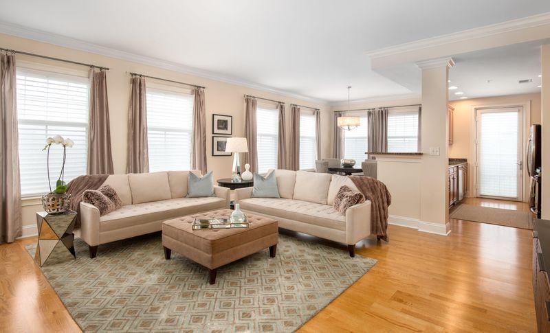 498 Albemarle Rd #507, Charleston, SC 29407