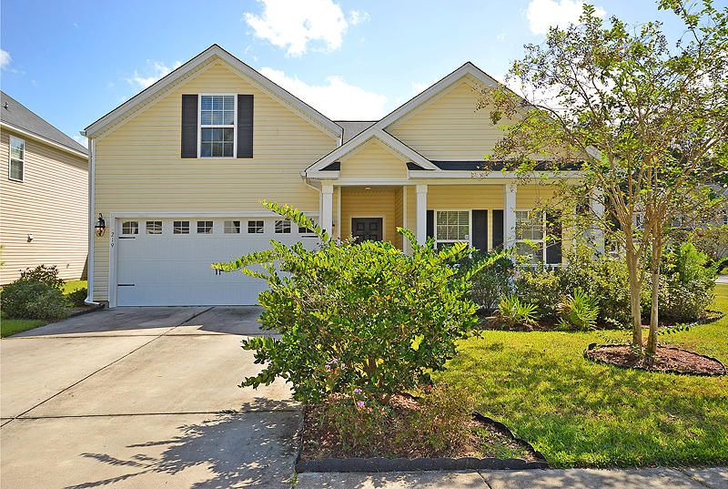 219 Maywood Dr, Moncks Corner, SC 29461