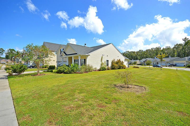 219 Maywood Dr, Moncks Corner, SC 29461