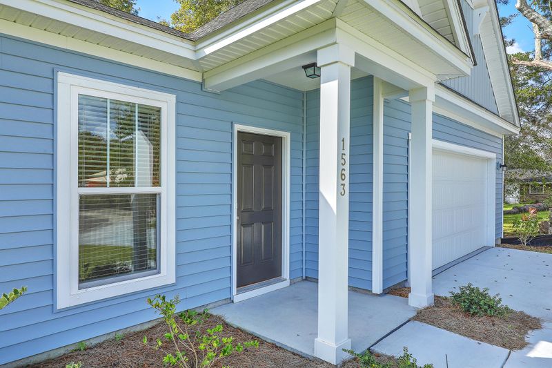 1563 Thoroughbred Blvd, Johns Island, SC 29455
