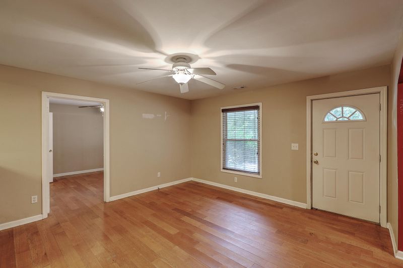 1377 Secessionville Rd, Charleston, SC 29412