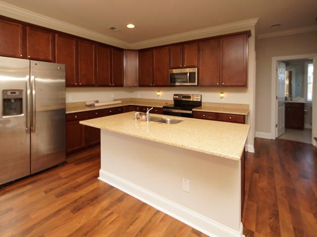 4009 Hartland St, Charleston, SC 29414
