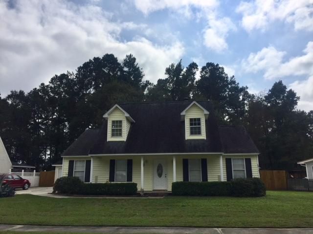 122 Trestlewood Dr, Summerville, SC 29483