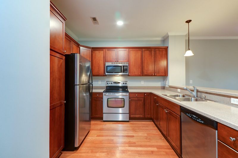 635 Windermere Blvd #2b, Charleston, SC 29407