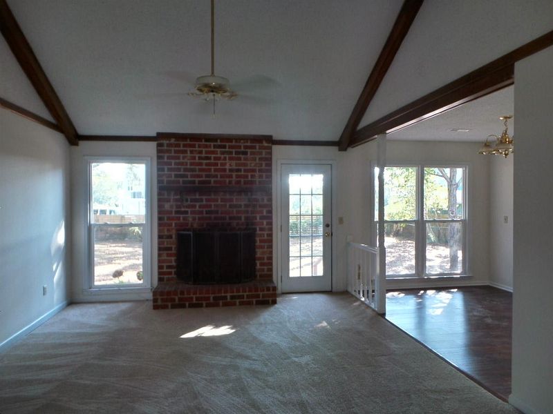 641 Schooner Rd, Charleston, SC 29412