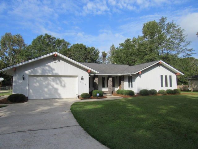 106 Dehay St, Moncks Corner, SC 29461