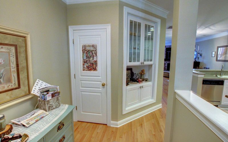 1852 Pierce St, Daniel Island, SC 29492