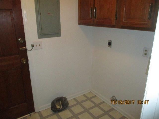 8158 Wainwright Rd, North Charleston, SC 29406