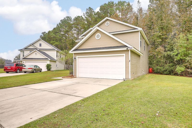 106 Palustrine Ct, Goose Creek, SC 29445
