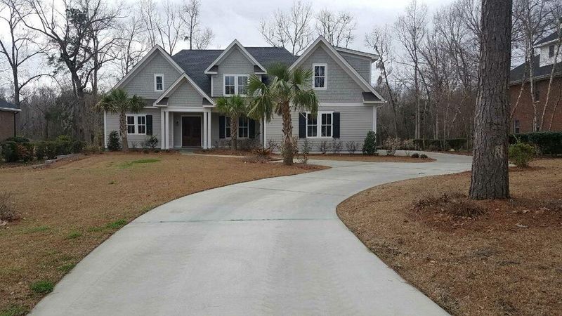4147 Club Course Dr, North Charleston, SC 29420