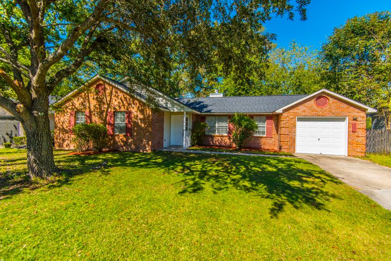 8692 Blackshear Ct, North Charleston, SC 29406