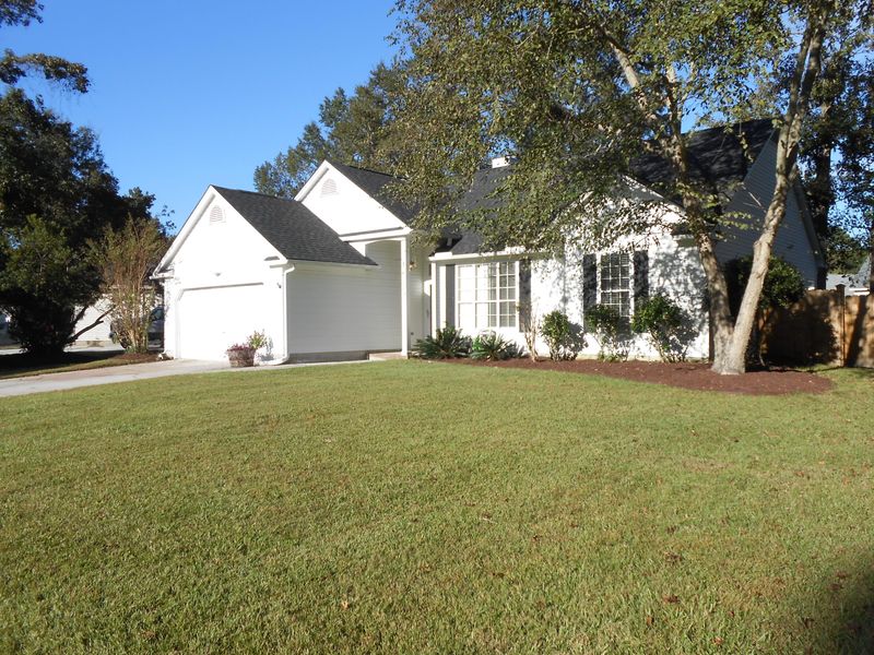109 Windsor Mill Rd, Goose Creek, SC 29445
