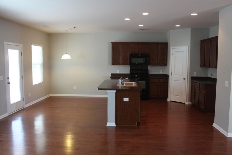 9734 Seed St, Ladson, SC 29456