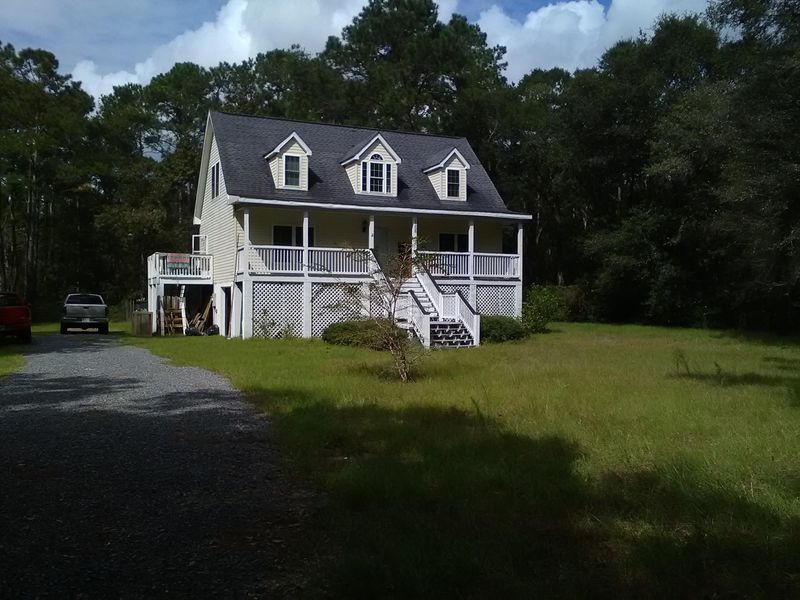 6158 Bears Bluff Rd, Wadmalaw Island, SC 29487