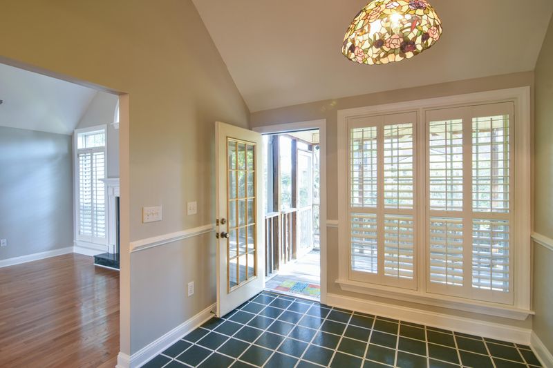 1336 Deep Water Dr, Mount Pleasant, SC 29464