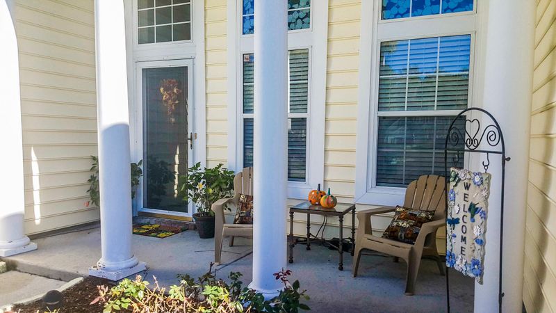 318 Whispering Cypress Dr, Charleston, SC 29414
