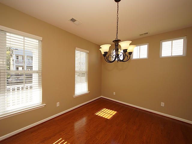 520 Delafield Dr, Summerville, SC 29483