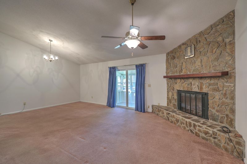45 Peppertree Ln, Charleston, SC 29420