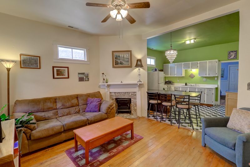 6 Dingle St, Charleston, SC 29403