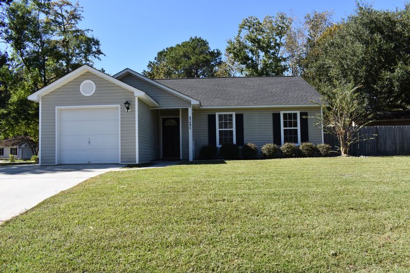 8569 Brookforest Dr, North Charleston, SC 29406