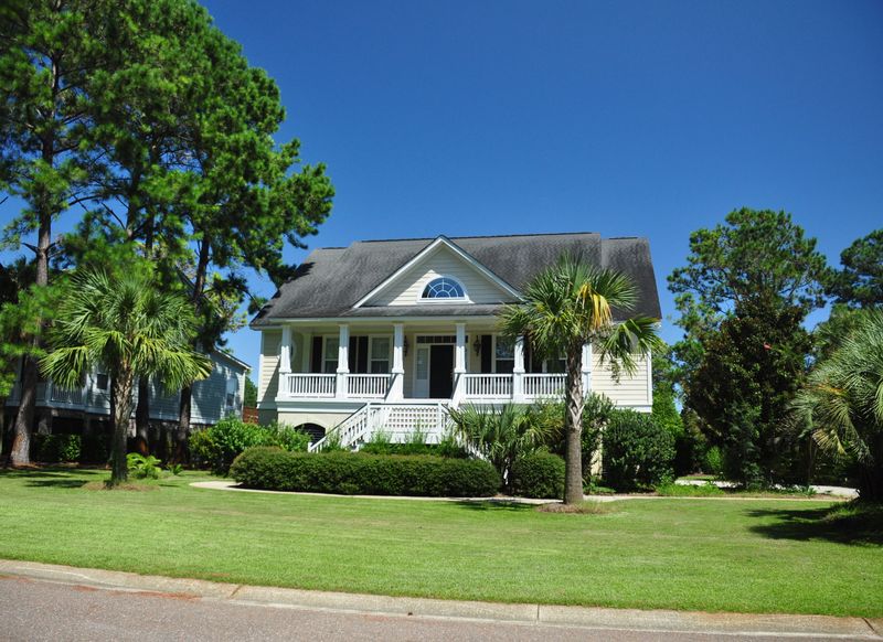 1405 Walking Trail Ct, Mount Pleasant, SC 29466