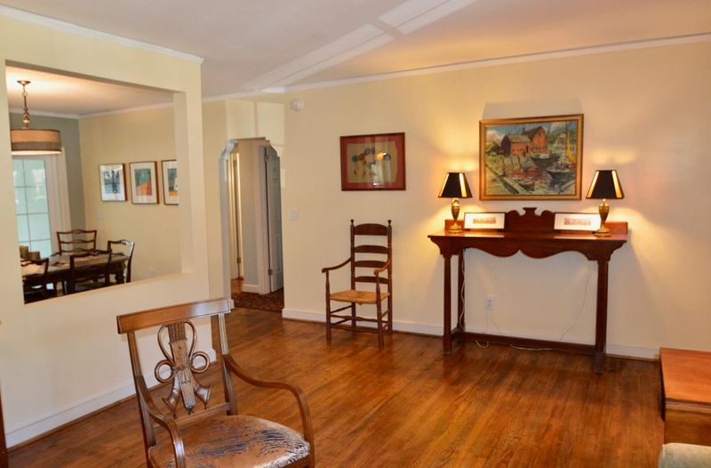 64 Chadwick Dr, Charleston, SC 29407