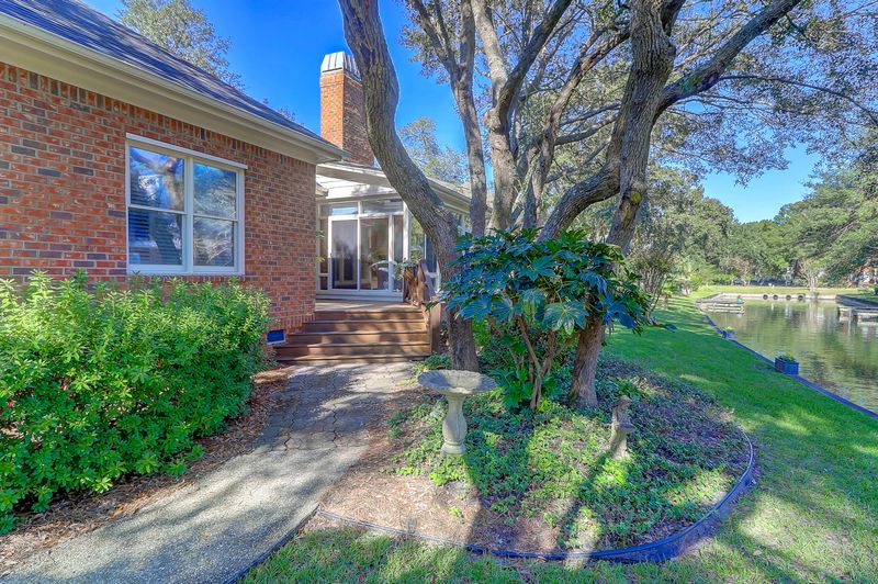1343 Outreach Ln, Mount Pleasant, SC 29464