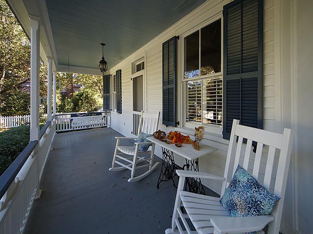 711 W Carolina Ave, Summerville, SC 29483