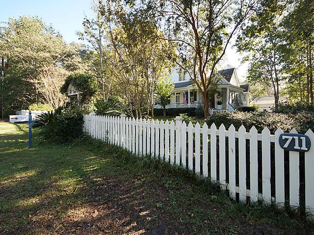711 W Carolina Ave, Summerville, SC 29483