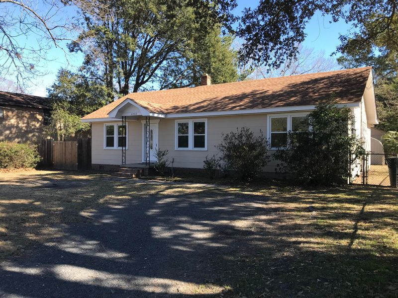 5752 Corner Ave, Hanahan, SC 29410