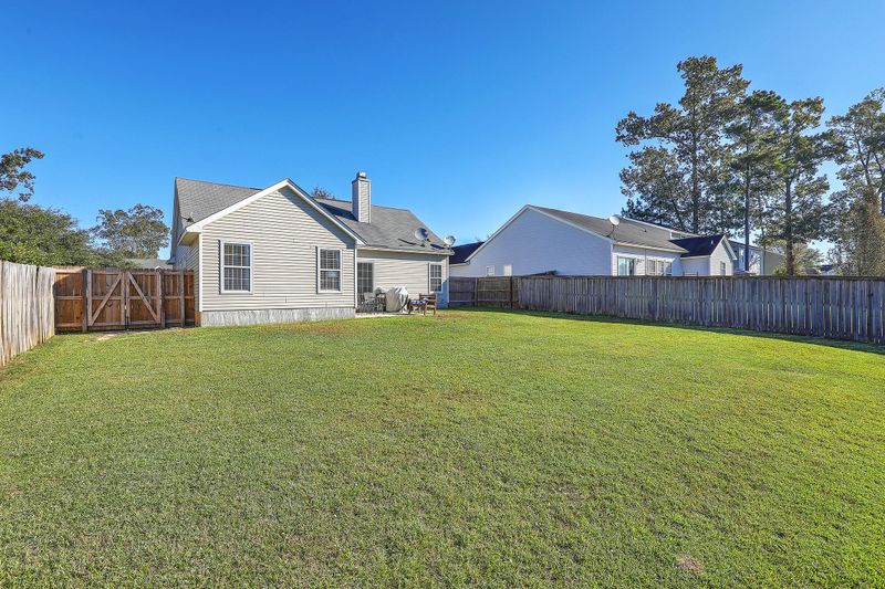 5136 Thornton Dr, Summerville, SC 29485