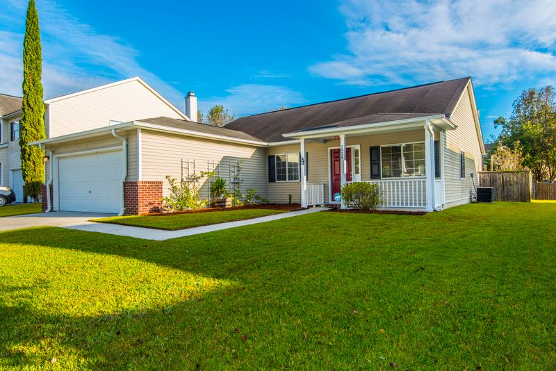 7978 Long Shadow Ln, North Charleston, SC 29406