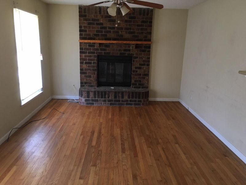 7604 Hillview Ln, North Charleston, SC 29420