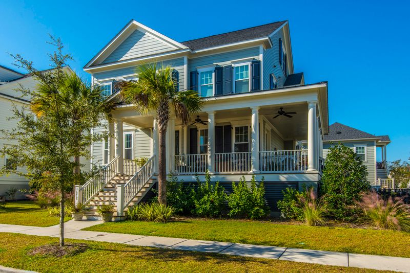 1678 Pierce St, Daniel Island, SC 29492