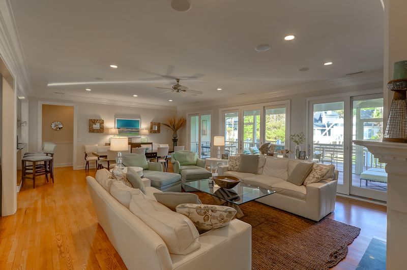 26 Fairway Oaks Ln, Isle Of Palms, SC 29451
