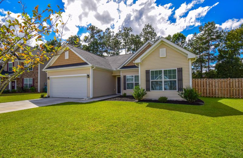 230 Alpine Rd, Summerville, SC 29485