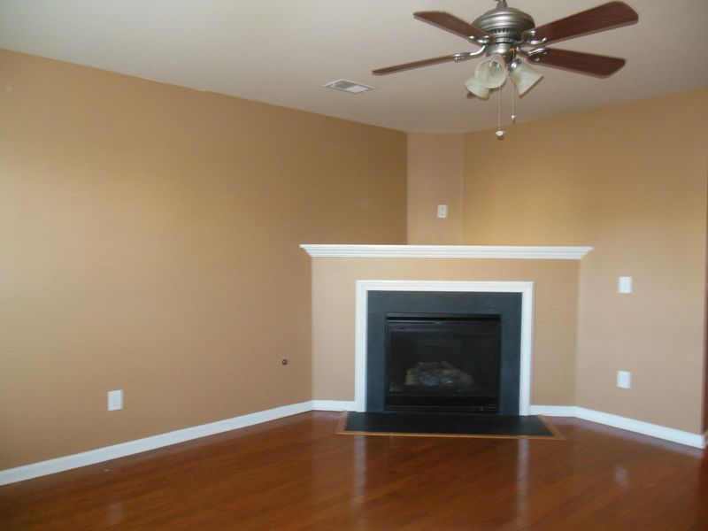 613 Silver Moss Dr, Moncks Corner, SC 29461