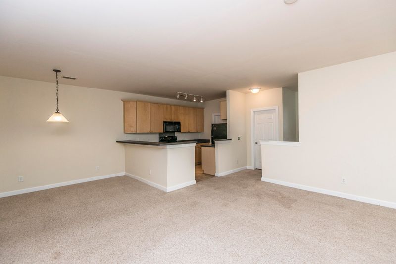 168 Golf View Ln, Summerville, SC 29485